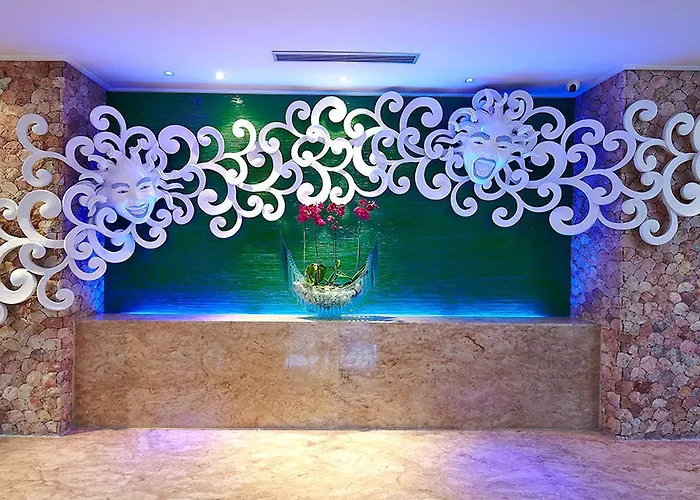 Hotel Angel - Luxurious Living 4*