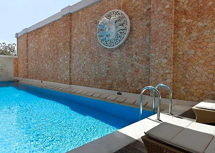 Angel - Luxurious Living Hotel