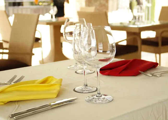 Hotel Angel - Luxurious Living 4*